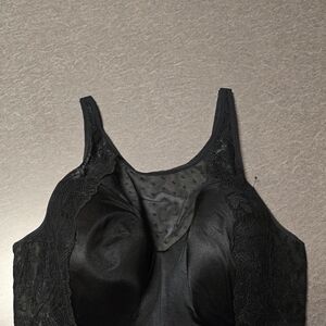 Cacique Elegant Black Garment